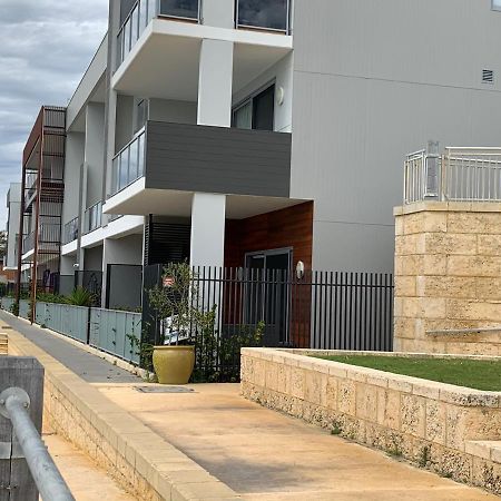 Mariner'S Cove ~ Luxe Waterfront Apartment Mindarie Екстер'єр фото